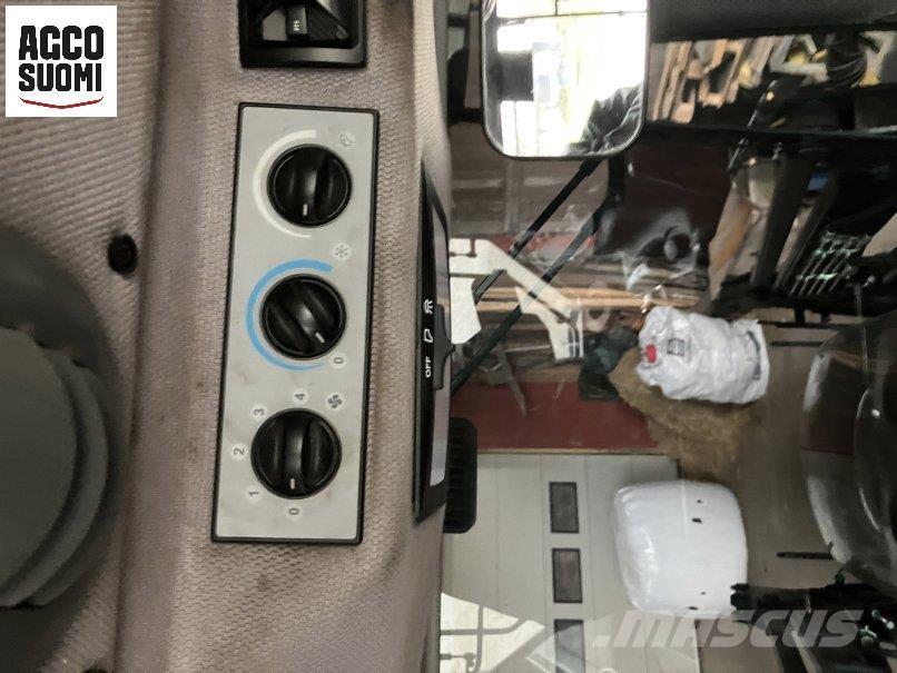 Valtra A93 HT Traktorit