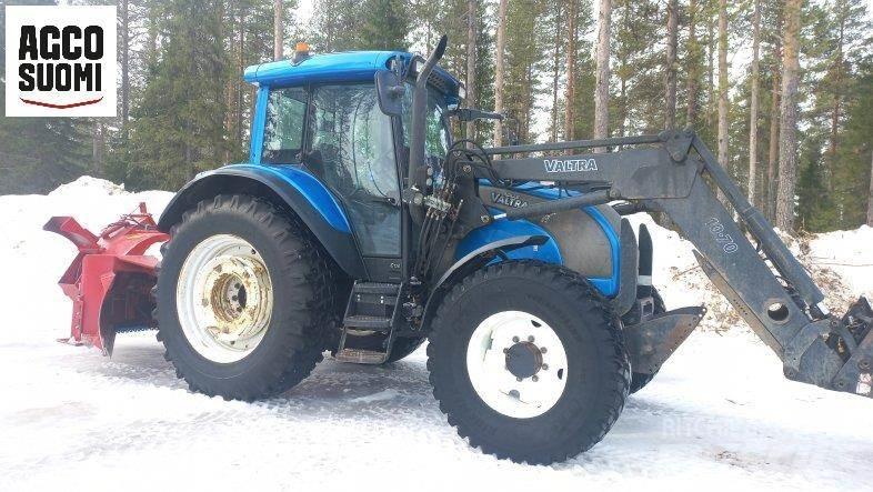 Valtra C120 Traktorit