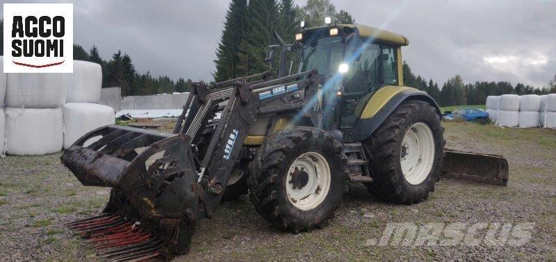 Valtra C120 Traktorit