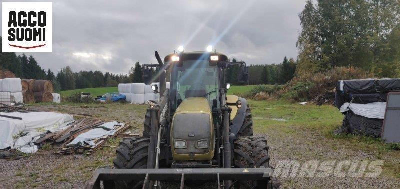 Valtra C120 Traktorit