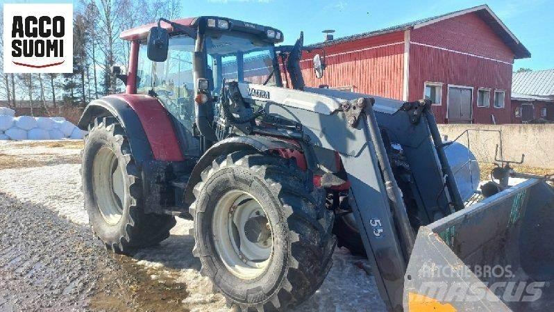 Valtra N122D Traktorit