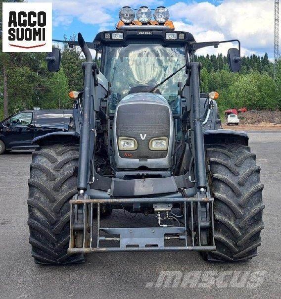 Valtra N141 A Traktorit