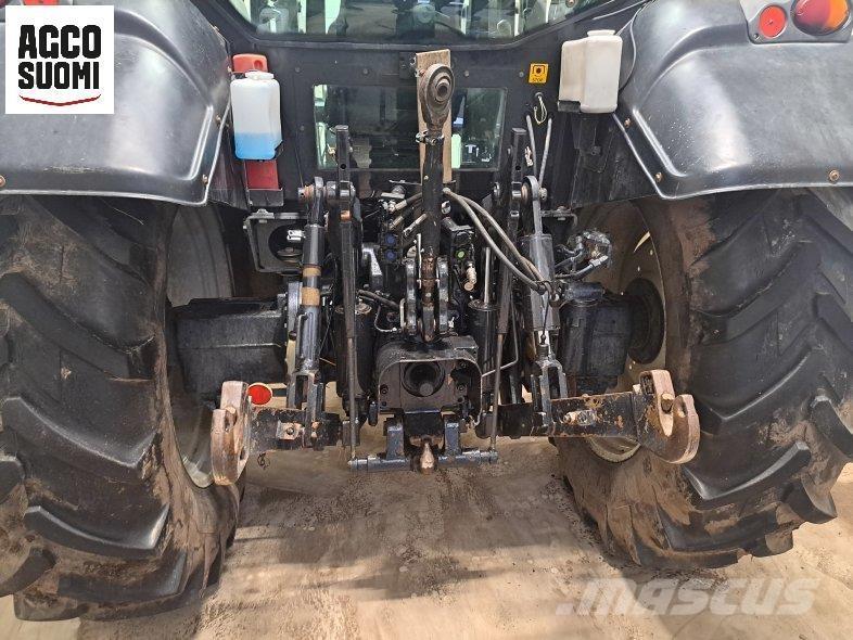 Valtra N141 HITECH Traktorit