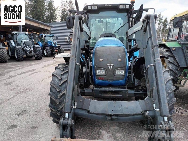 Valtra N142 D +EK Traktorit