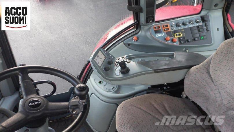 Valtra N143 DIRECT Traktorit