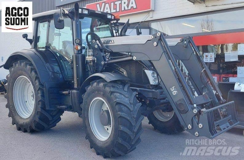Valtra N163 VERSU Traktorit