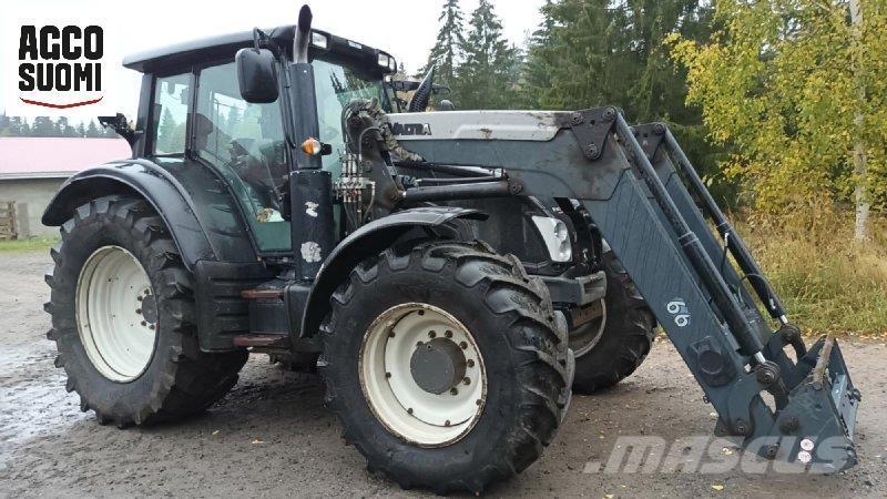 Valtra N163 VERSU Traktorit