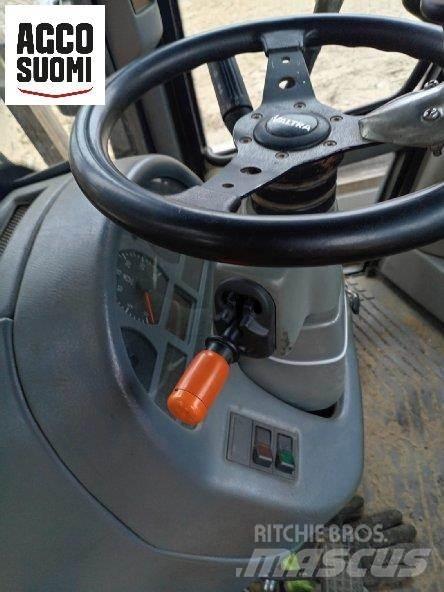 Valtra T130 CH Traktorit