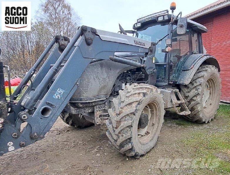 Valtra T151 EH Traktorit