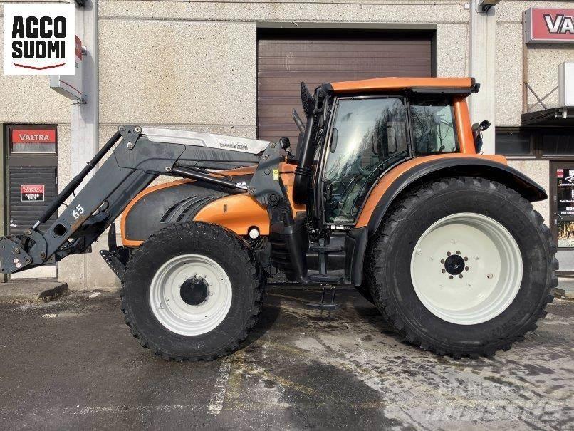 Valtra T162 VERSU Traktorit