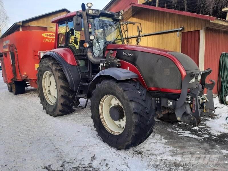 Valtra T170 Traktorit