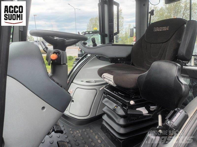 Valtra T213 VERSU Traktorit
