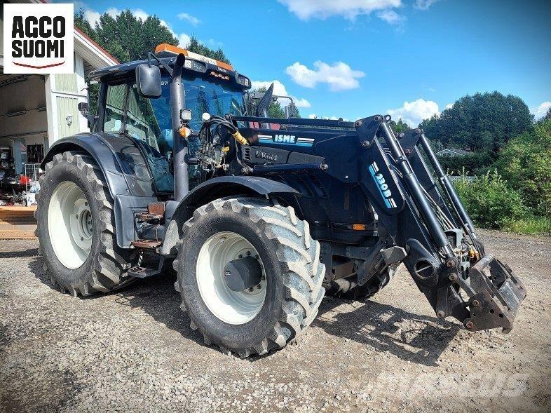 Valtra T213 VERSU Traktorit