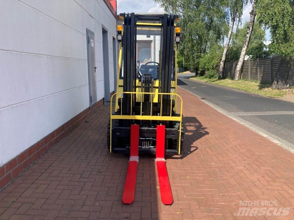 Hyster J 2.0 UT Sähkötrukit