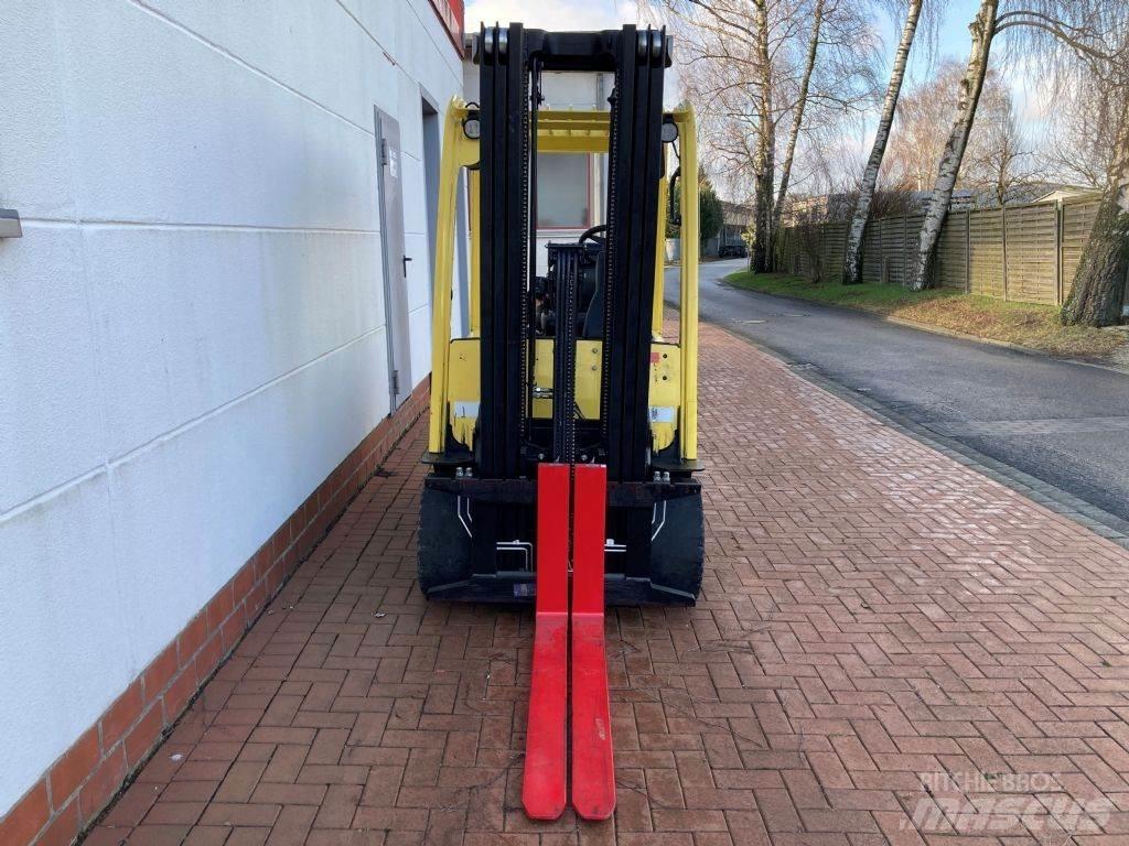 Hyster J 3.0 XN Sähkötrukit