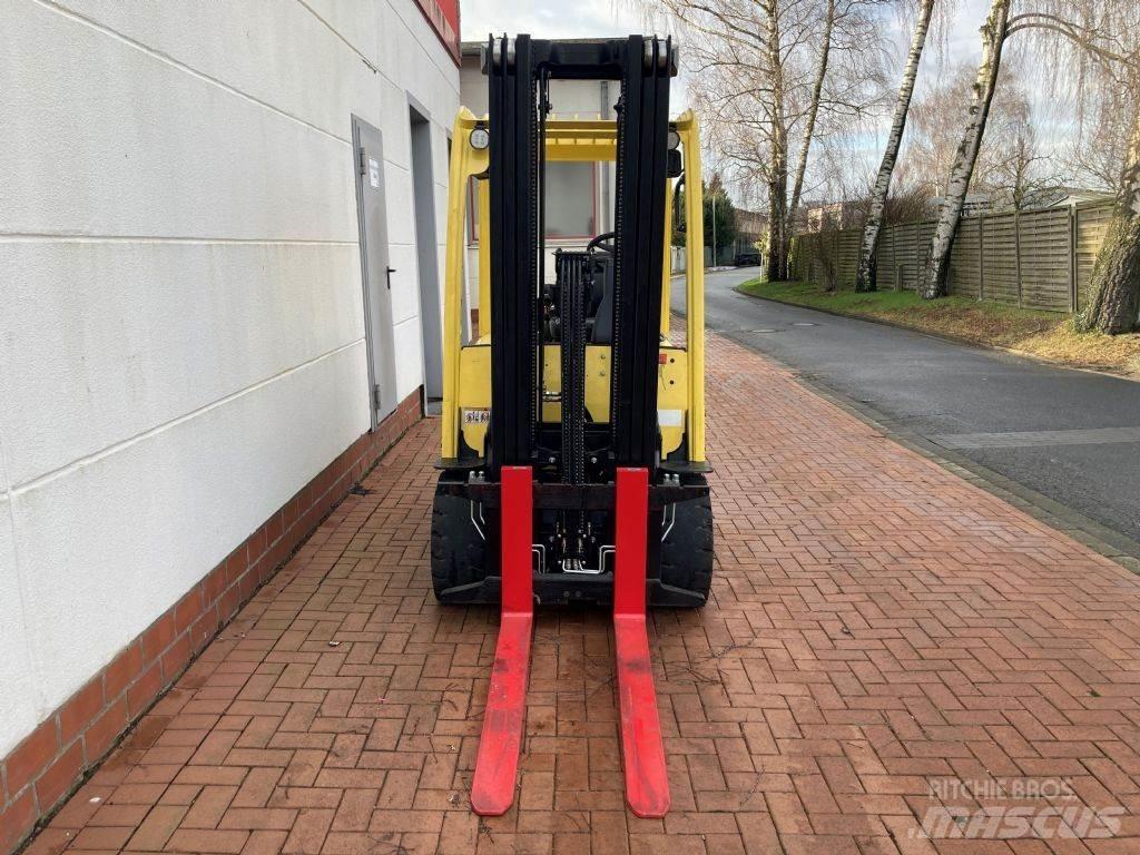 Hyster J 3.0 XN Sähkötrukit