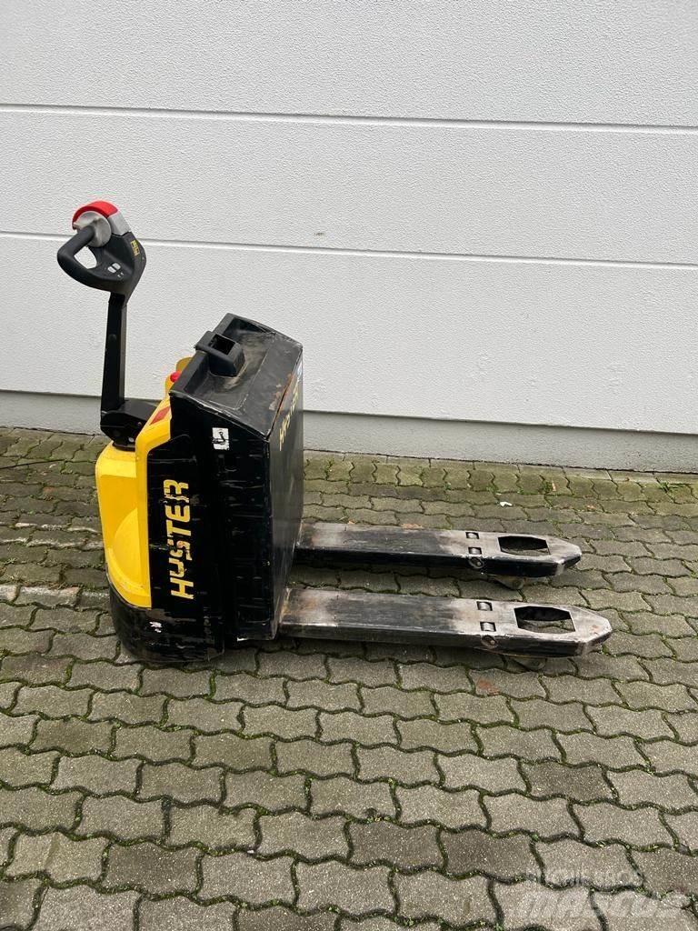 Hyster P 2.0 Lavansiirtotrukit