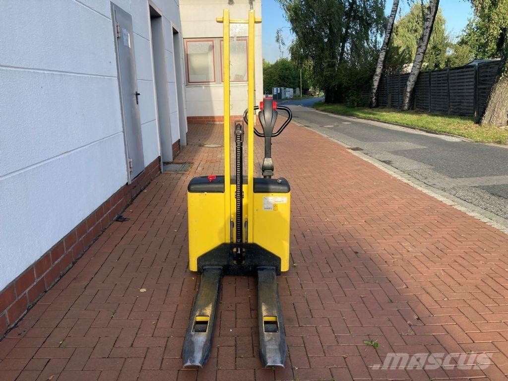 Hyster SC 1.0 Käyden ajettavat pinoamistrukit