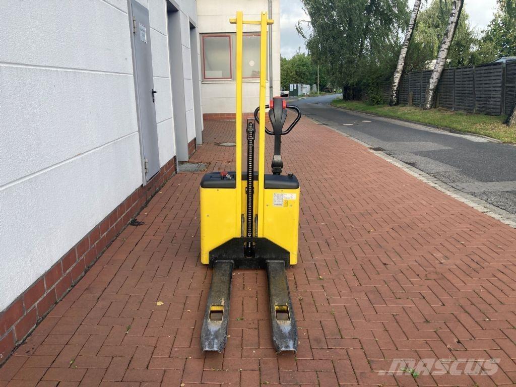 Hyster SC 1.0 Käyden ajettavat pinoamistrukit