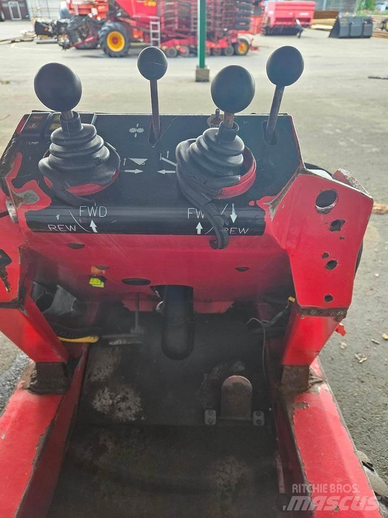 Agromatic  Yleiskuormaajat