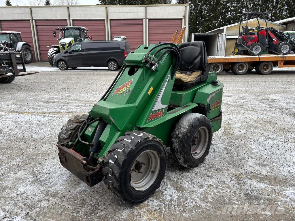 Avant 320 Yleiskuormaajat