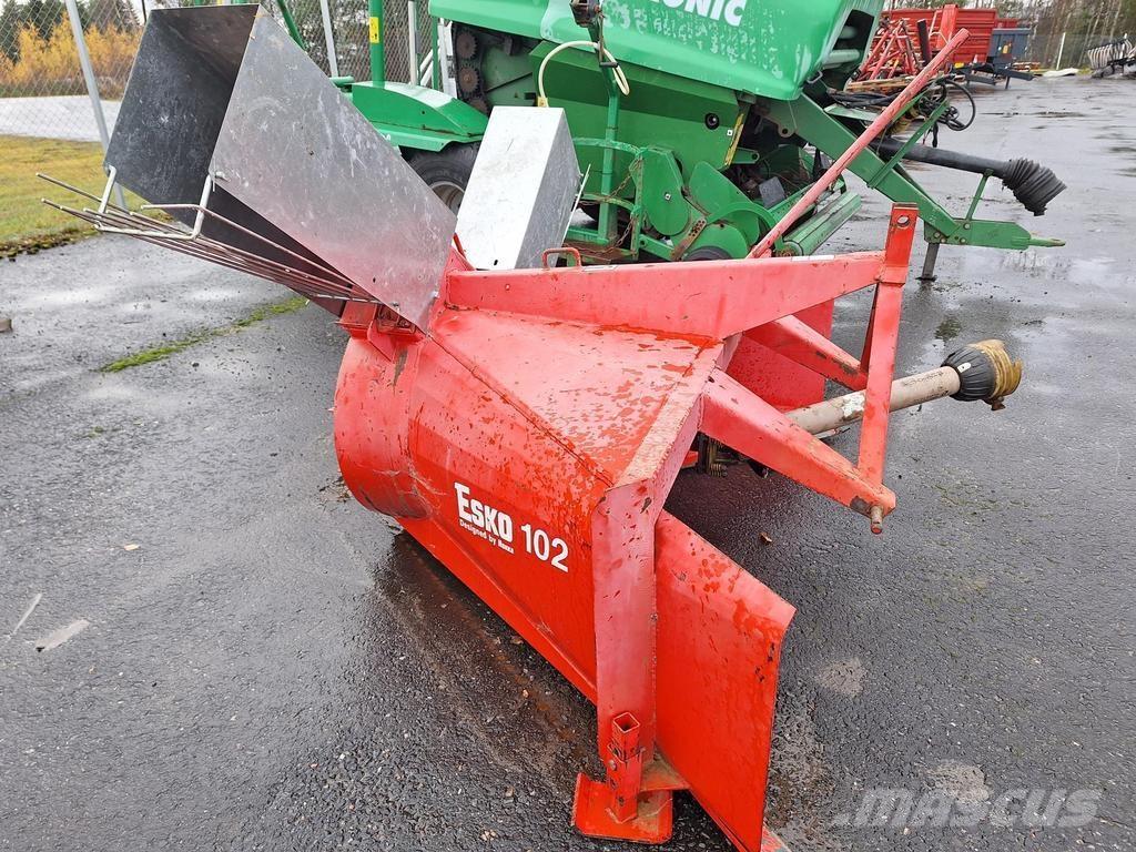 Esko 102 Lumilingot