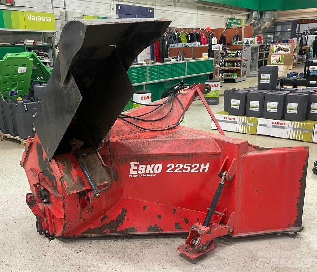 Esko 2252H Lumilingot
