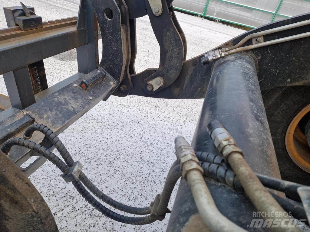 JCB 419S Muut maatalouskoneet