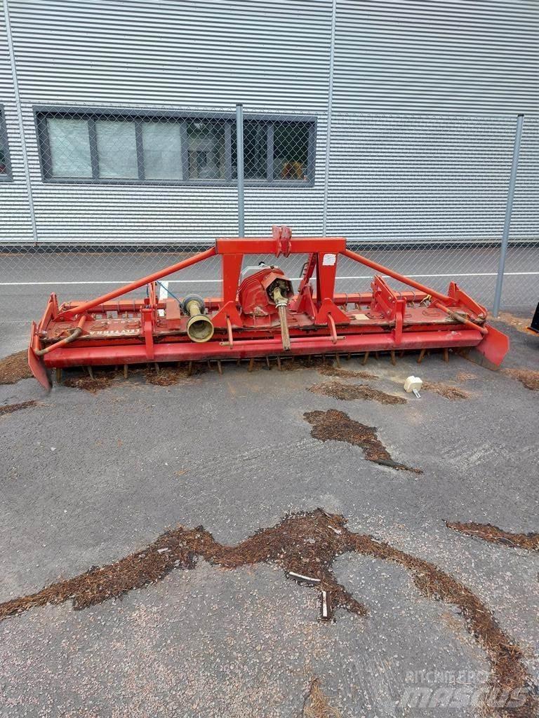 Lely 3500 Jyrsimet