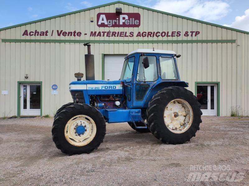 Ford TW20 Traktorit