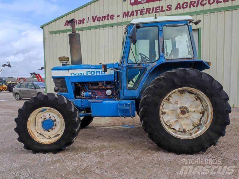 Ford TW20 Traktorit