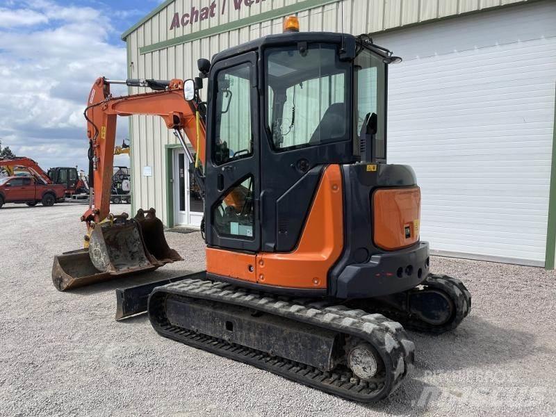 Hitachi ZX48U Minikaivukoneet < 7t