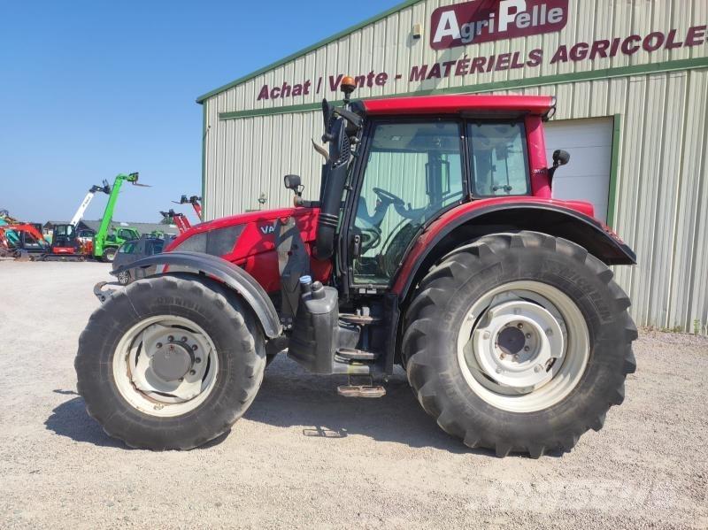 Valtra N163 Traktorit