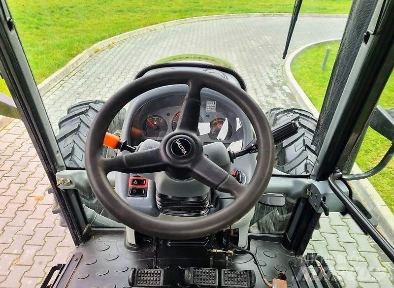 Valtra A93 Traktorit
