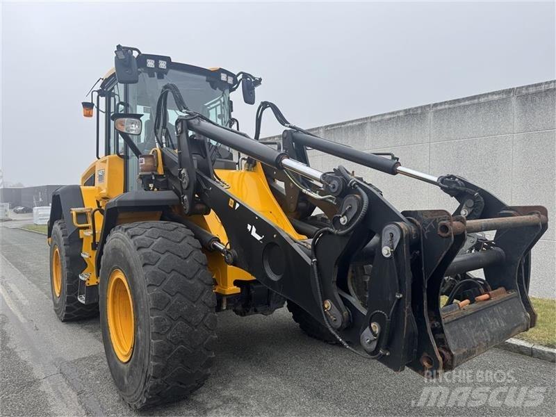 JCB 427 Agri Pyöräkuormaajat