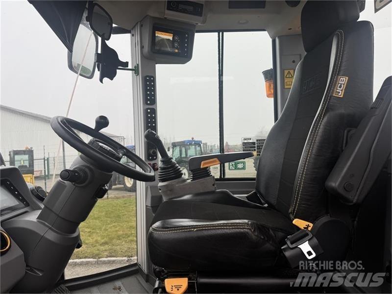 JCB 427 Agri Pyöräkuormaajat