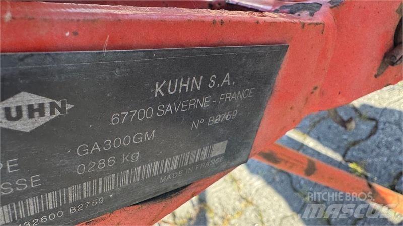 Kuhn GA300GM Pöyhimet ja haravat