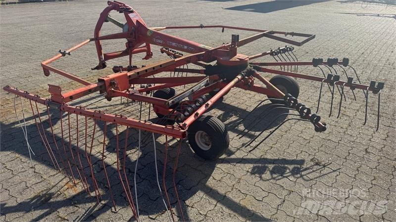 Kuhn GA300GM Pöyhimet ja haravat
