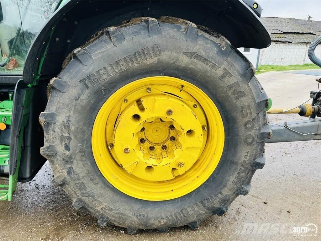 John Deere 6155M Traktorit