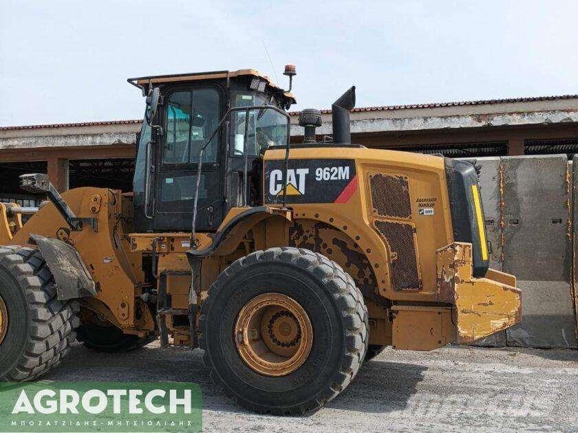 CAT 962M Traktorit