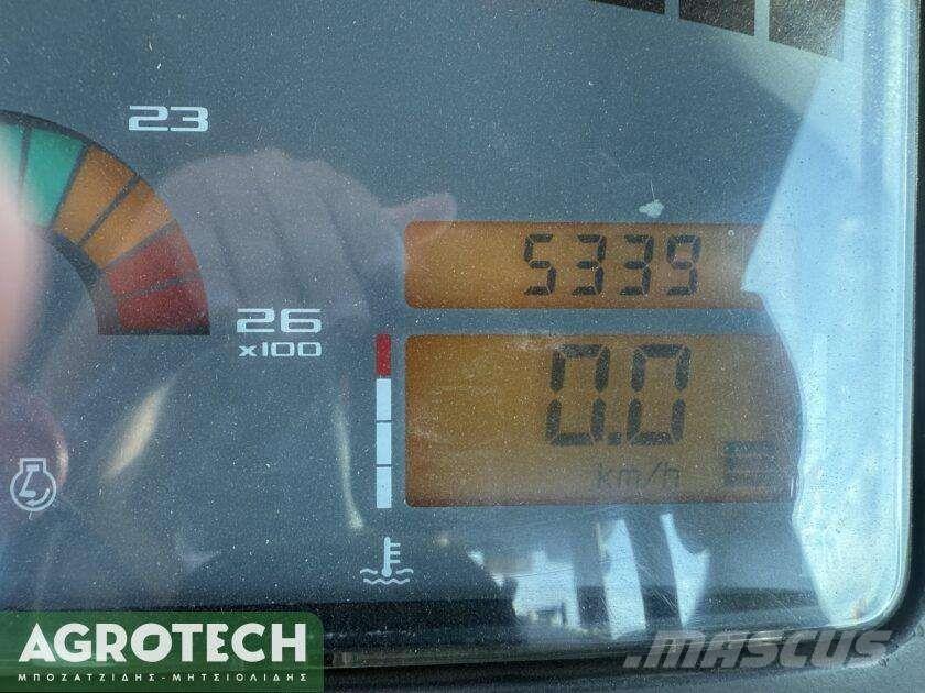 CLAAS Ares 826 RZ Traktorit