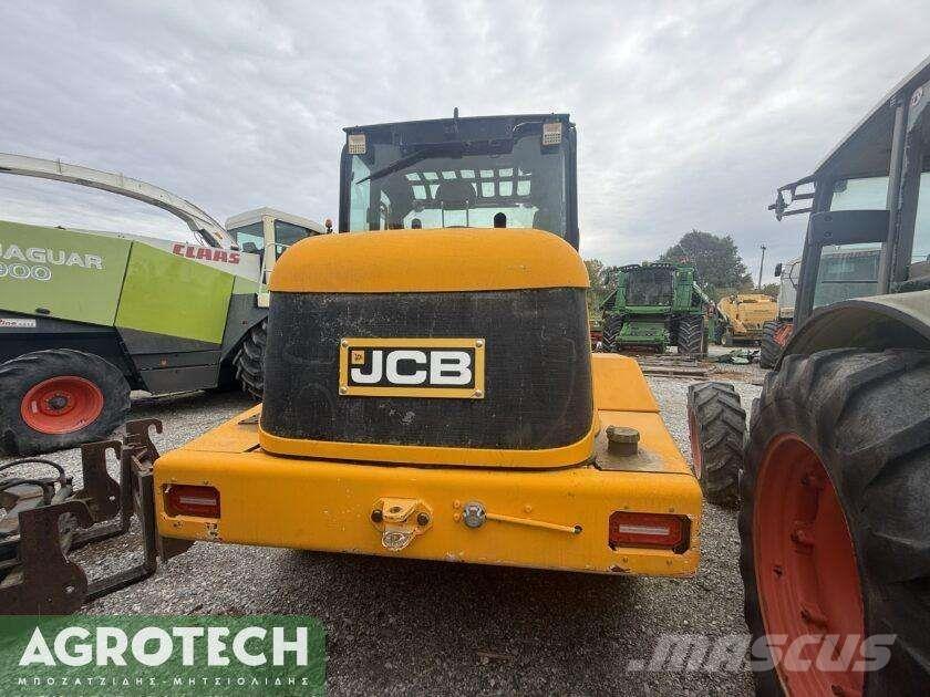 JCB TM 300 Traktorit