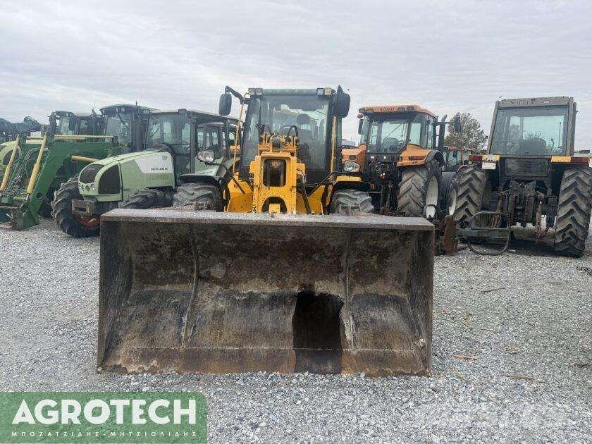 JCB TM 300 Traktorit