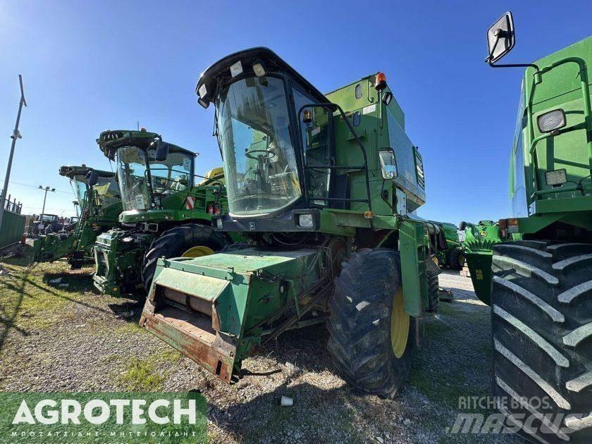 John Deere 1177 Traktorit