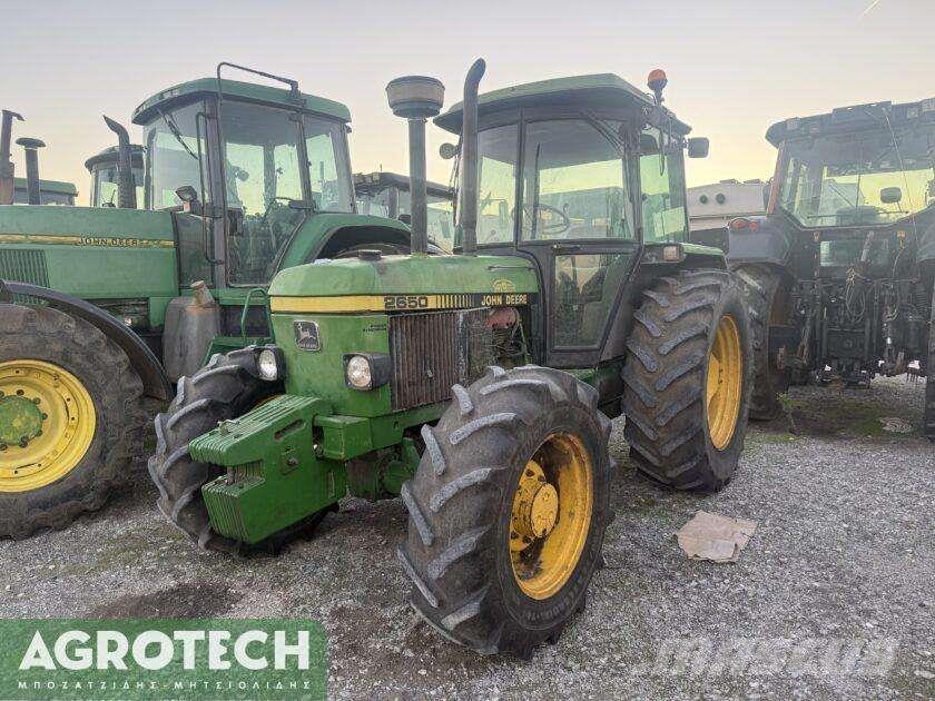 John Deere 2650 Traktorit