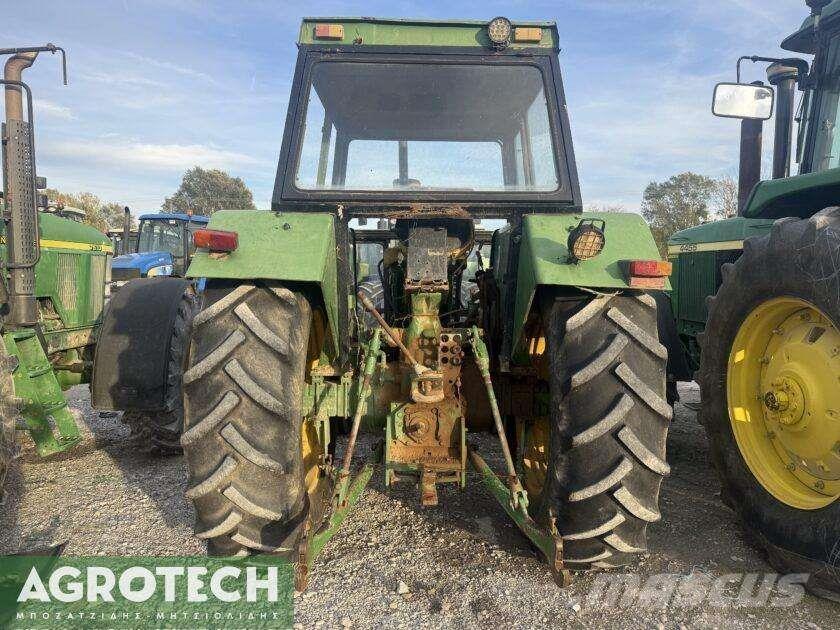 John Deere 3350 Traktorit