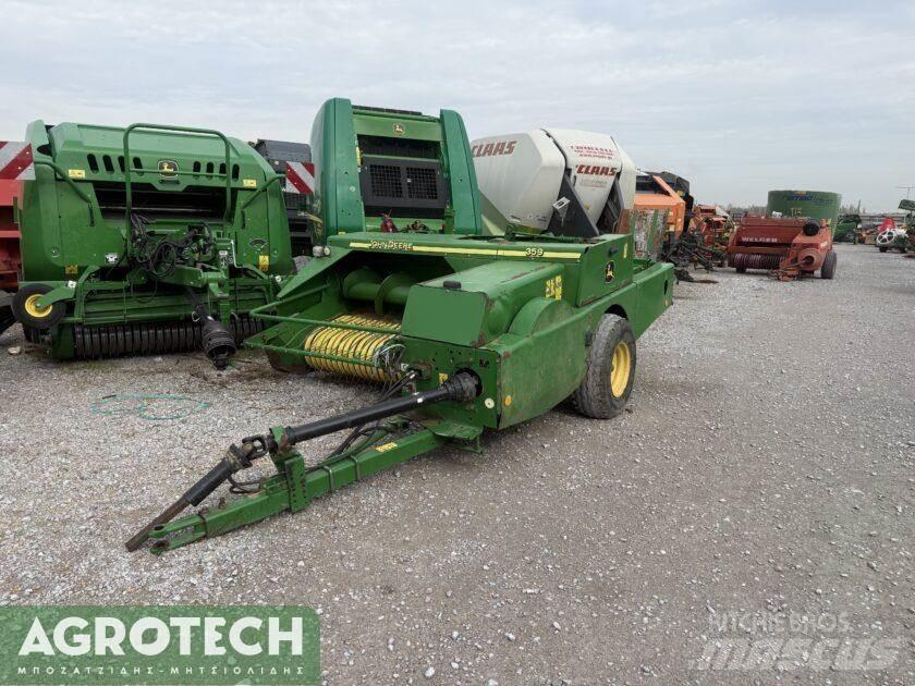 John Deere 359 Traktorit