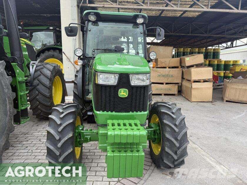 John Deere 5075 GF Traktorit