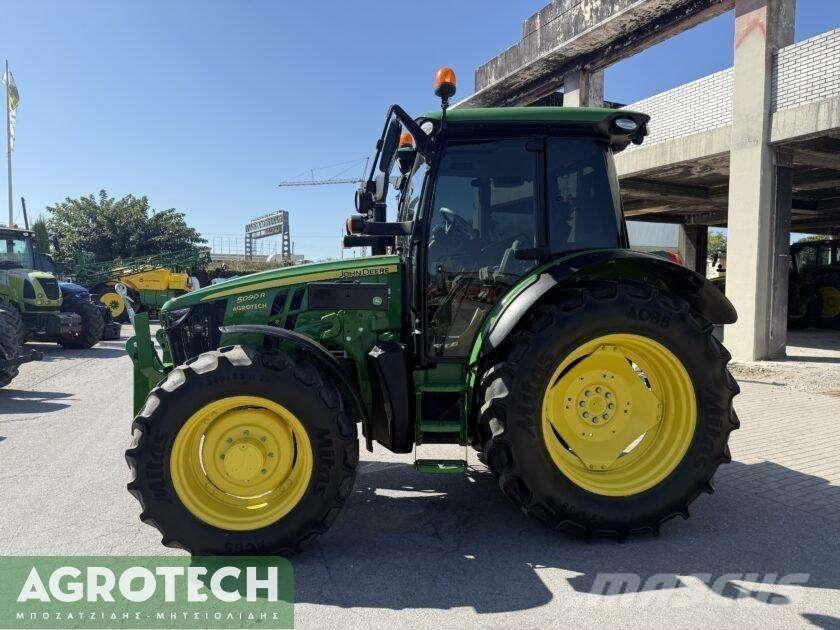 John Deere 5090R Traktorit