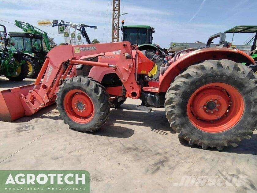 Kubota M9540 + LA1353 Traktorit